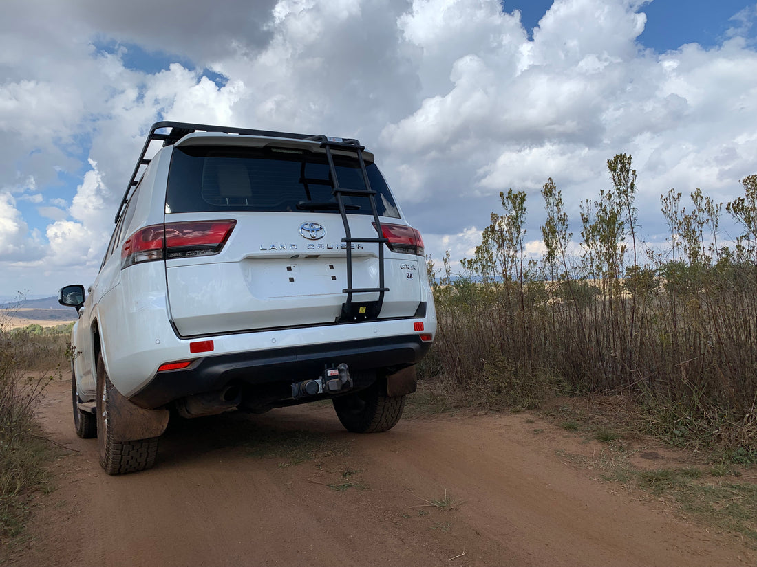 Toyota Land Cruiser 300 Series (Lexus LX600) K9 Roof Rack Kit