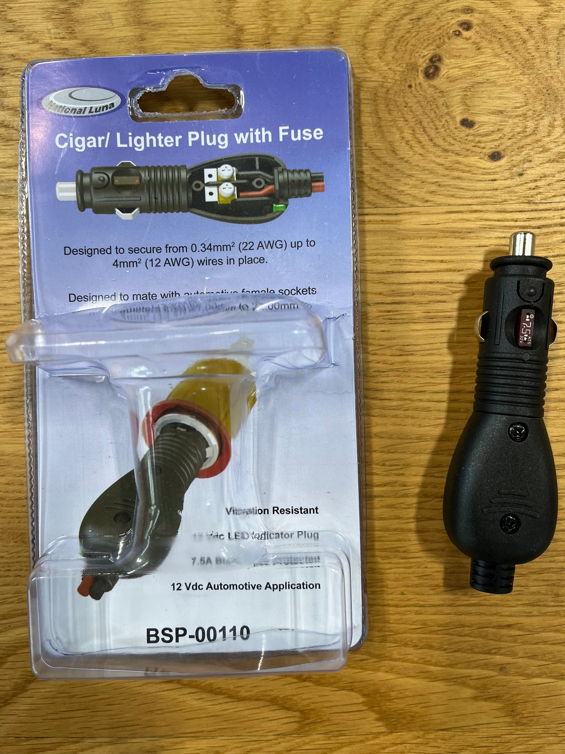 Cigar/Lighter Male Plug with 7.5 AMP Fuse