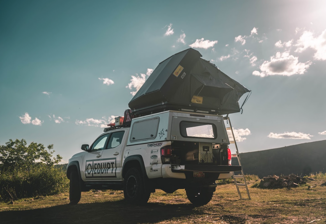 Sabre Hard Shell Roof Top Tent