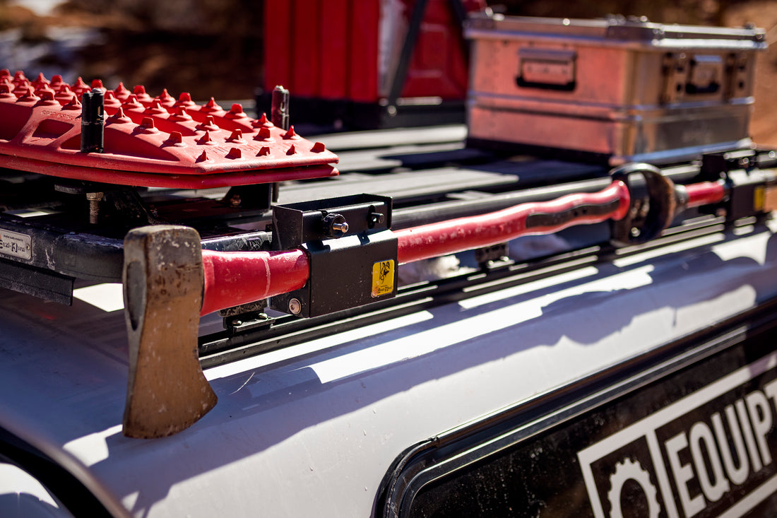 Jeep Cherokee Sport K9 Roof Rack Kit