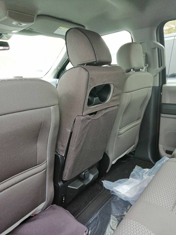 3 Front Seat Option Shown