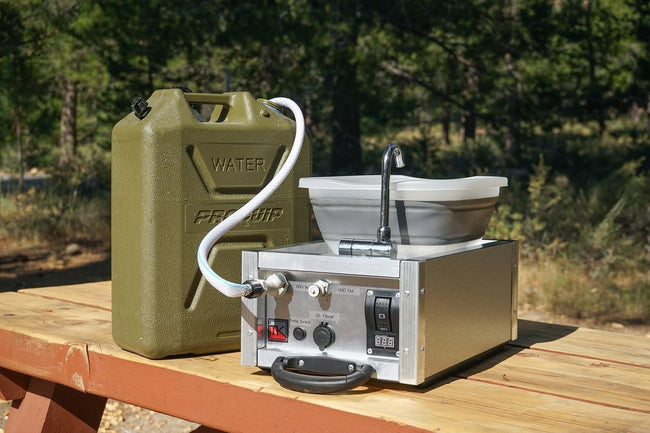 https://www.equipt1.com/cdn/shop/products/the-water-boy-portable-hot-water-systems-trail-kitchens_1200x_614ba894-c4ed-4581-b930-50581492ebf1_650x.jpg?v=1571716898